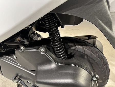 スズキ アドレスV50(2サイクル) アドレス50 2015年モデル リアボックス 35