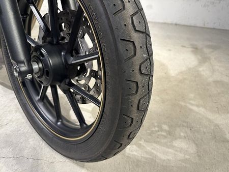 トライアンフ STREET TWIN ストリートツイン 2022年モデル ゴールドラインリミテッド 2WINツインショック 13