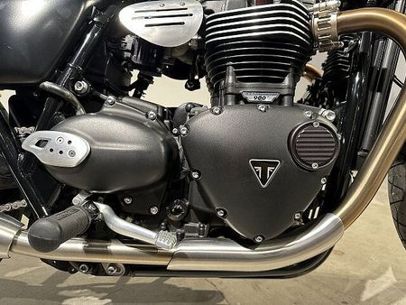 トライアンフ STREET TWIN ストリートツイン 2022年モデル ゴールドラインリミテッド 2WINツインショック 20