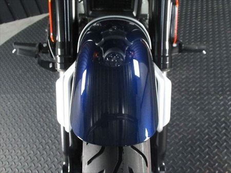 ロイヤルエンフィールド SuperMeteor 650 店頭現車なし・要取り寄せ車両となります。 23