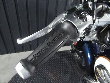 ロイヤルエンフィールド SuperMeteor 650 店頭現車なし・要取り寄せ車両となります。 9