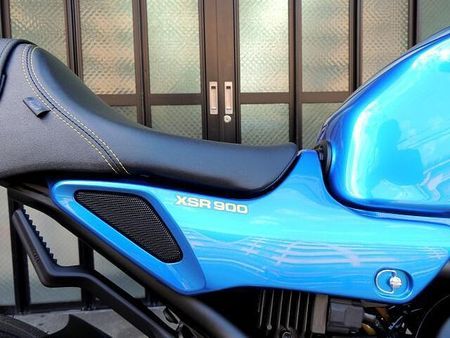 ヤマハ XSR900 デイトナスマートモニター装着車 19