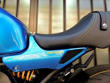 ヤマハ XSR900 デイトナスマートモニター装着車 20