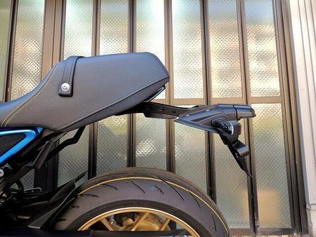 ヤマハ XSR900 デイトナスマートモニター装着車 22