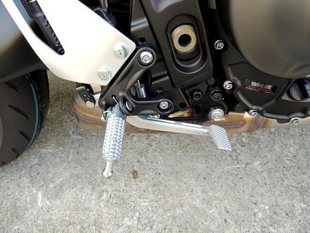 ヤマハ XSR900 デイトナスマートモニター装着車 27