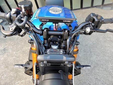 ヤマハ XSR900 デイトナスマートモニター装着車 34
