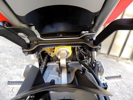 ヤマハ XSR900 フェンダーレス・アンダーカウル・シートカウル装着 13