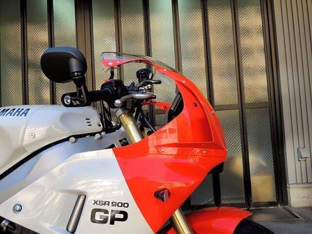 ヤマハ XSR900 フェンダーレス・アンダーカウル・シートカウル装着 15