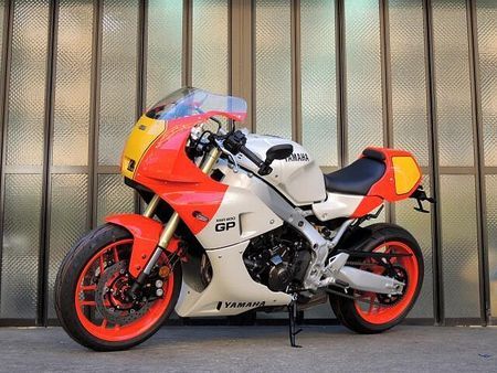 ヤマハ XSR900 フェンダーレス・アンダーカウル・シートカウル装着 2