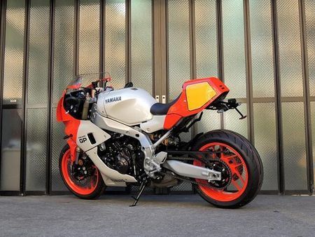 ヤマハ XSR900 フェンダーレス・アンダーカウル・シートカウル装着 6
