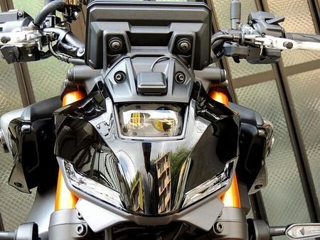 ヤマハ MT-09 3年長期保証制度&距離無制限ロードサービス1年間付 9