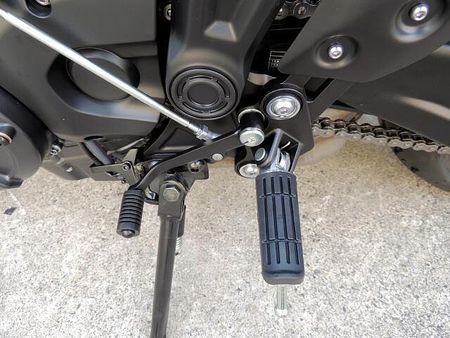 ヤマハ MT-07 ABS 3年長期保証制度&距離無制限ロードサービス1年間付 28