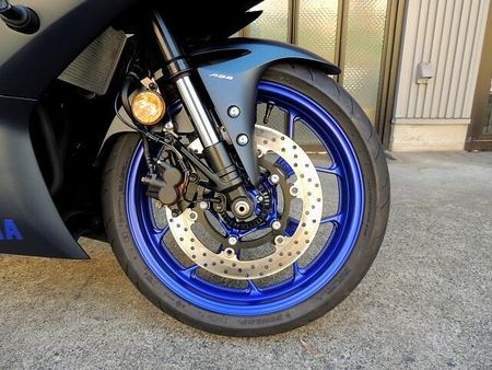 ヤマハ YZF-R3 在庫売り尽くしキャンペーン実施中! 23