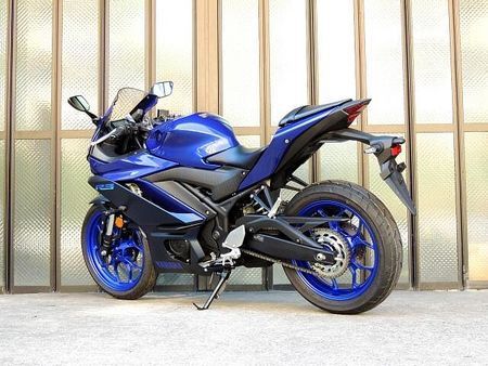 ヤマハ YZF-R3 在庫売り尽くしキャンペーン実施中! 6