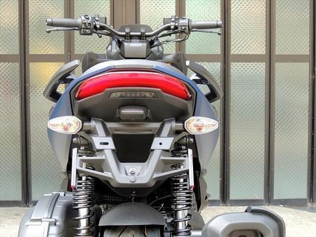 ヤマハ X FORCE LEDヘッドライト仕様 11