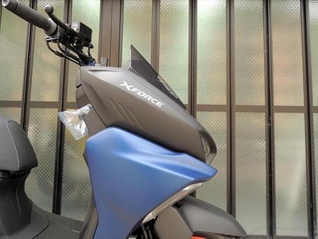 ヤマハ X FORCE LEDヘッドライト仕様 14