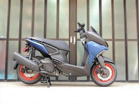 ヤマハ X FORCE LEDヘッドライト仕様 3