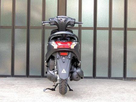 ヤマハ アクシス Z 2024年新色登場! 11