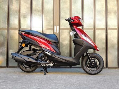 ヤマハ ジョグ125 コスパ・デザイン・軽さがいいね! 3