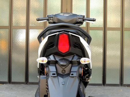 ヤマハ ジョグ125 コスパ・デザイン・軽さがいいね! 12