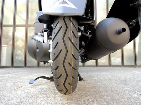 ヤマハ ジョグ125 コスパ・デザイン・軽さがいいね! 13