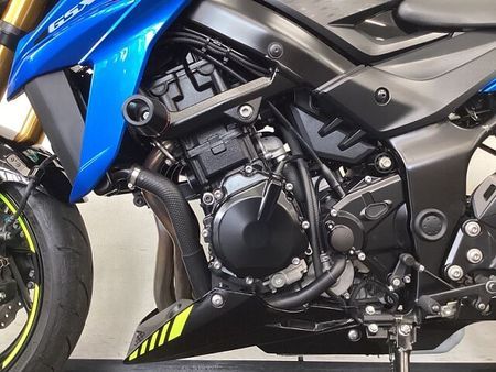 スズキ GSX-S750 3