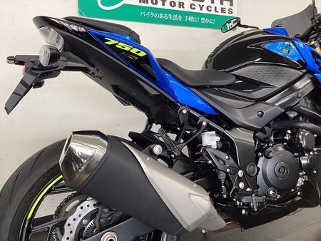 スズキ GSX-S750 8