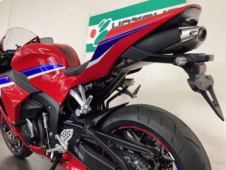 ホンダ CBR600RR 11