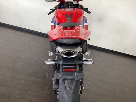 ホンダ CBR600RR 17