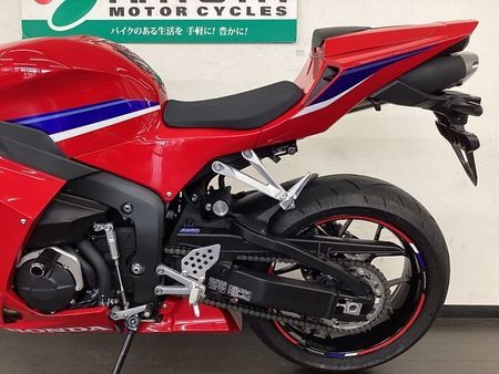 ホンダ CBR600RR 24
