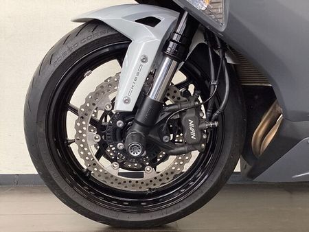 カワサキ ZX-6R 19