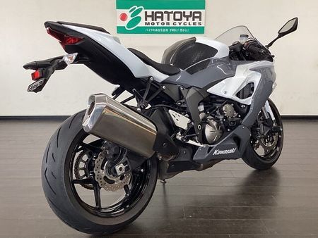 カワサキ ZX-6R 21