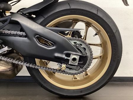 ヤマハ YZF-R1 7