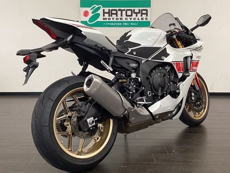 ヤマハ YZF-R1 21