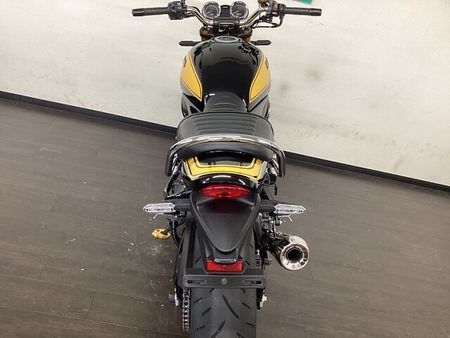 カワサキ Z900RS 17