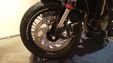 ハスクバーナ SVARTPILEN 125 店頭現車無し、要取り寄せ車両。 14