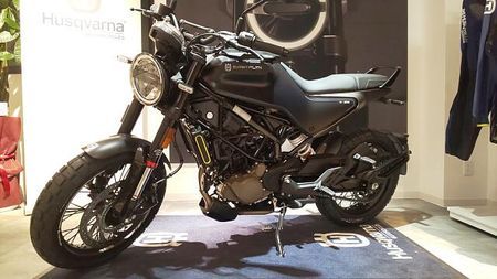ハスクバーナ SVARTPILEN 125 店頭現車無し、要取り寄せ車両。 17