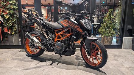 KTM 250 DUKE 1