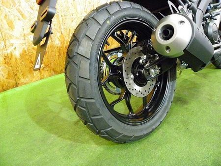 ヤマハ XSR125 ご不明点・確認事項は見積もり/問い合わせをクリックしてお問合せ下さい。 11