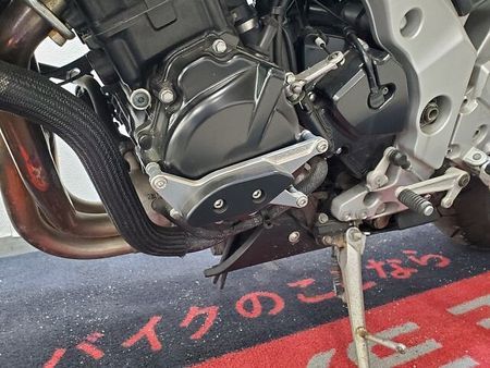 スズキ GSR400 GSR400 2006年モデル アグラス製エンジンスライダー リヤフェンダーレス仕様 35