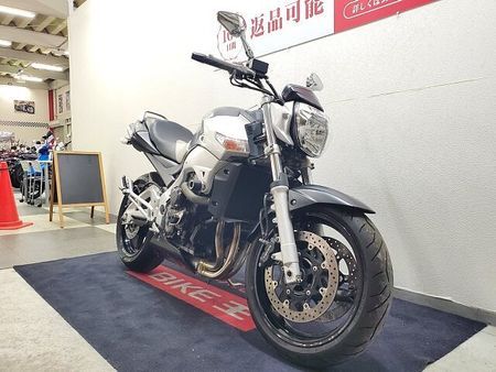 スズキ GSR400 GSR400 2006年モデル アグラス製エンジンスライダー リヤフェンダーレス仕様 4