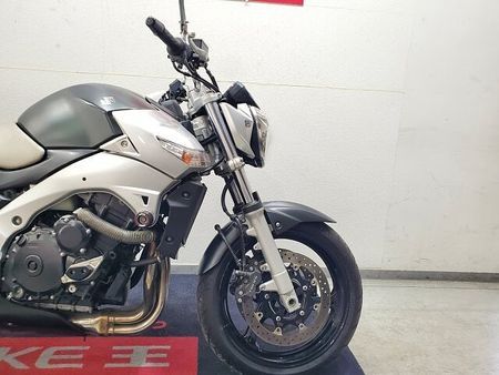 スズキ GSR400 GSR400 2006年モデル アグラス製エンジンスライダー リヤフェンダーレス仕様 10