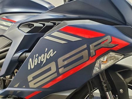 カワサキ ZX-25R ZX-25R SE 2022年モデル マルチバー装備!! 27