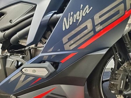 カワサキ ZX-25R ZX-25R SE 2022年モデル マルチバー装備!! 37