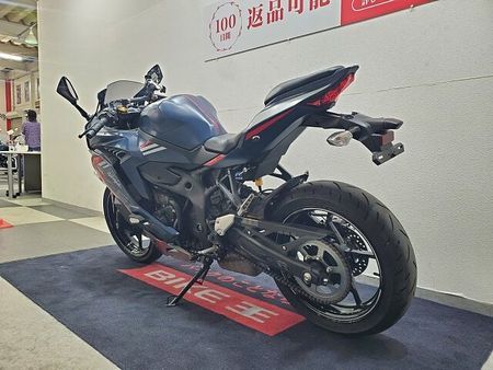 カワサキ ZX-25R ZX-25R SE 2022年モデル マルチバー装備!! 7