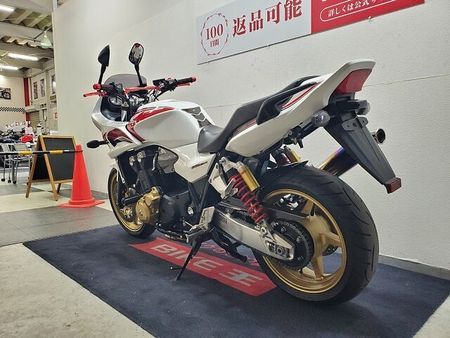 ホンダ CB1300スーパーボルドール CB1300スーパーボルドール 2012年モデル TSRスリップオンマフラー エンジンスラ 7