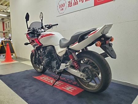 ホンダ CB400スーパーボルドール CB400スーパーボルドール 2018年モデル ワンオーナー 25周年記念モデル 7