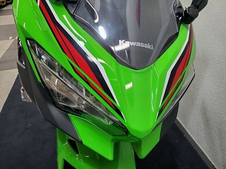 カワサキ ニンジャ 250 NINJA250 2023年モデル ワンオーナー マルチバー装備 17
