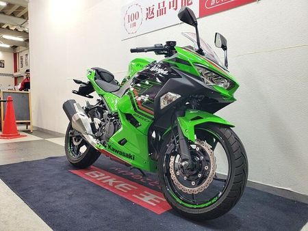 カワサキ ニンジャ 250 NINJA250 2023年モデル ワンオーナー マルチバー装備 3