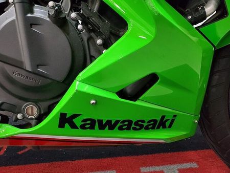 カワサキ ニンジャ 250 NINJA250 2023年モデル ワンオーナー マルチバー装備 35